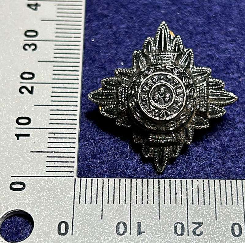 RHODESIA AFRICA RIFLES - 1 OFFICER PIP VARIANT
