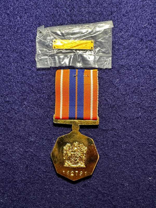 Pro-Patria Medal with Cunene Bar - Full-size - No 362791