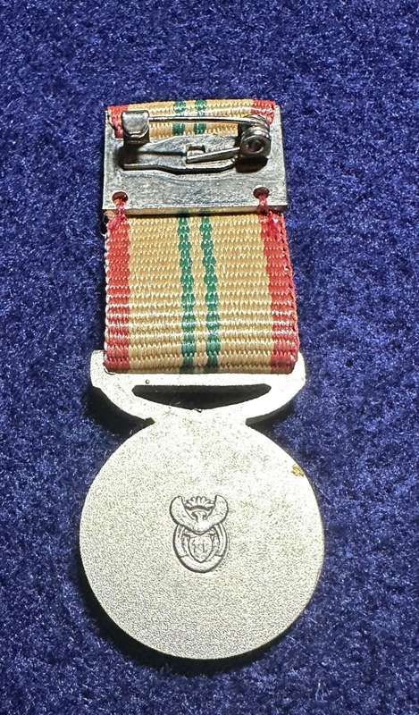 SADF/SANDF Intelligence Services Medal - Distinguished Service Silver - Miniature