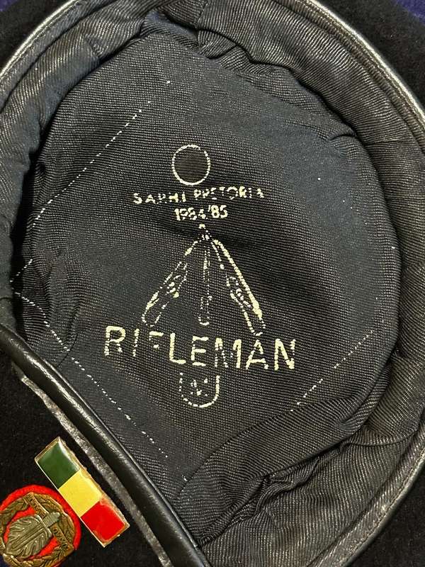 SADF Intelligence Beret - RIFLEMAN 1984/5 and Bar
