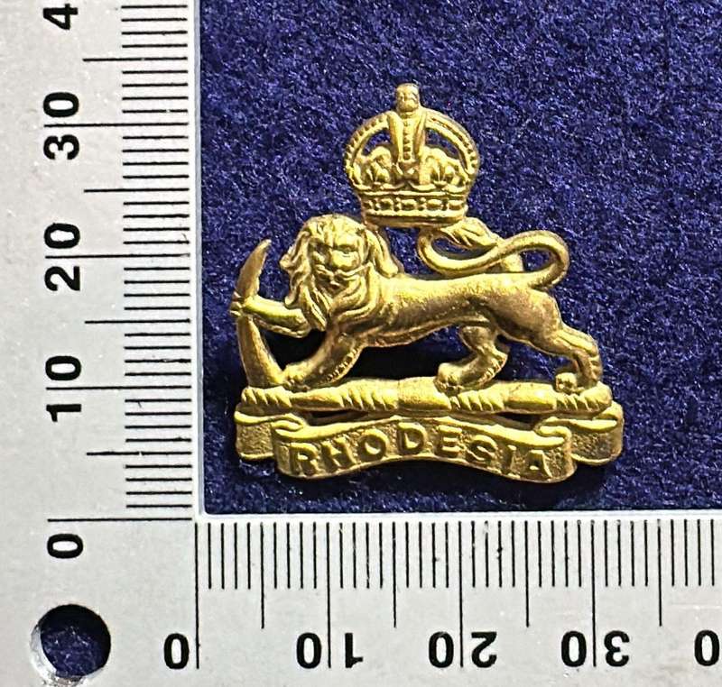 Rhodesian Cap Badge - Staff Corps 1050s - 1953 - FIRMIN LONDON