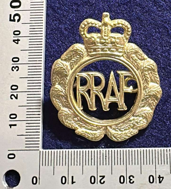 Rhodesian Cap Badge - RRAF 1953 - 1970