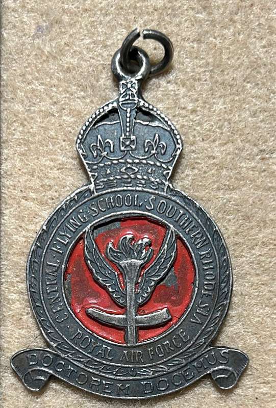 Rhodesian Air Force - SINGLE SILVER RAF CENT FLY SCHOOL S/RHODESIA KC RARE WW2 1945 PENDANT