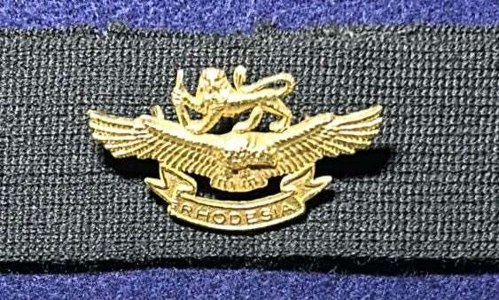 Rhodesian Air Force - Rh Air Force Women's Hat badge CAP BADGE (REUTELER) WITH REMOVABLE HAT BAND