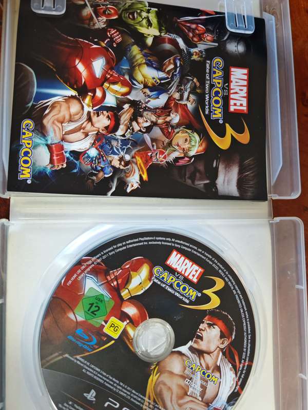 MARVEL VS CAPCOM 3 PS3 (COMPLETE WITH MANUALS)