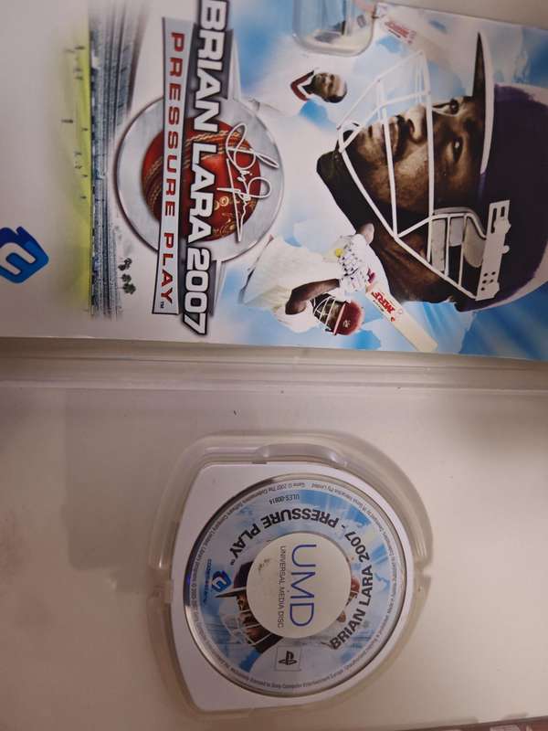 BRIAN LARA PRESSURE PLAY CRICKET (PSP)