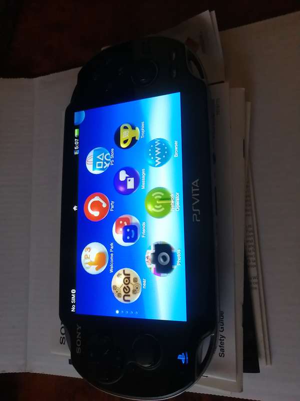 PLAYSTATION VITA (MINT CONDITION)