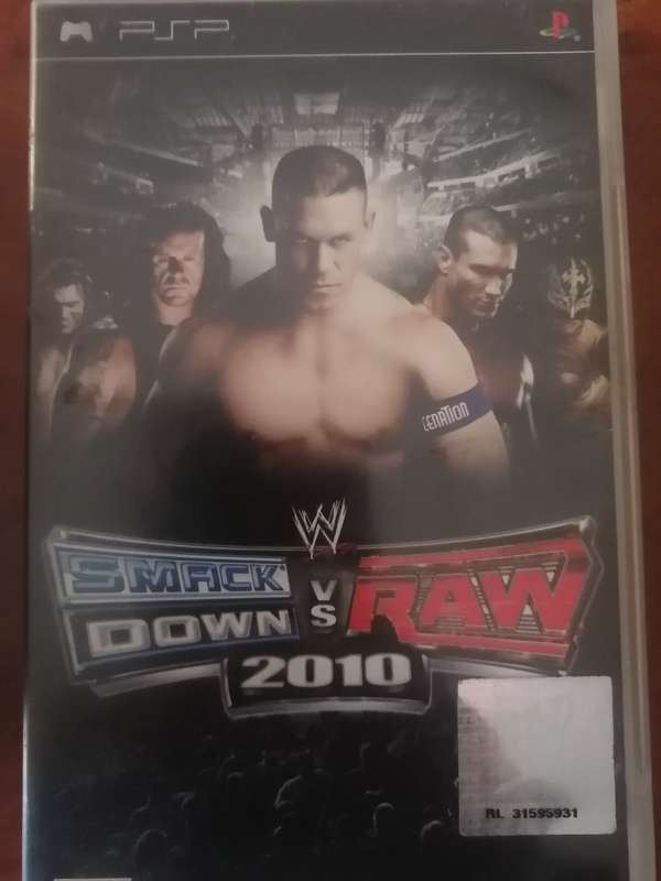 SMACK DOWN VS RAW 2010 psp