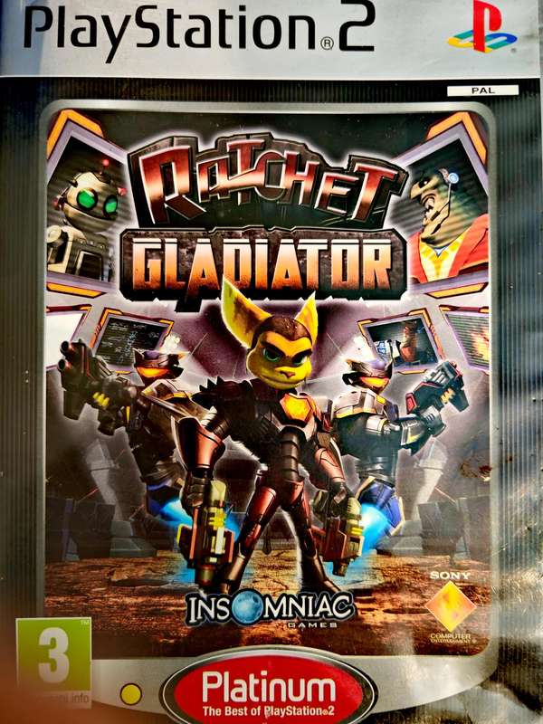 RATCHET AND CLANK GLADIATOR PS2