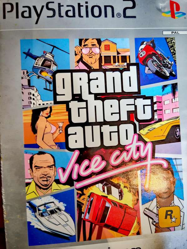 GRAND THEFT AUTO VICE CITY PS2