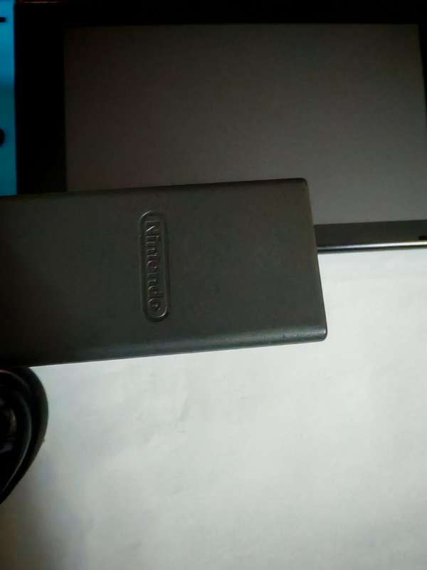 NINTENDO SWITCH CONSOLE
