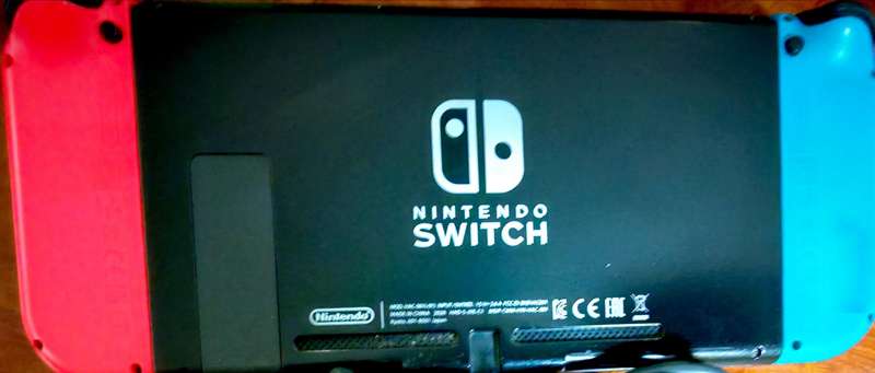 NINTENDO SWITCH CONSOLE