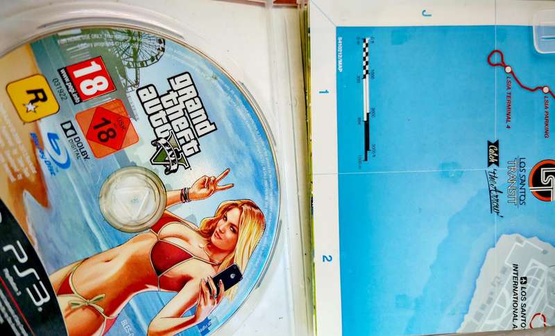 GRAND THEFT AUTO 5 (PS 3) COMPLETE GREAT CONDITION