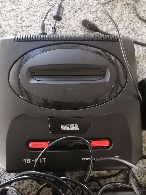 Sega Mega drive 2 Console