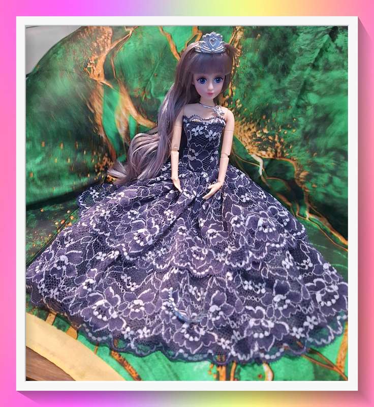 Gorgeous princess party  30cm jointed doll with full outfit and surprise gift