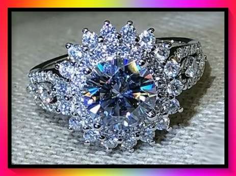 Beautiful dazzling crystal ring size 11