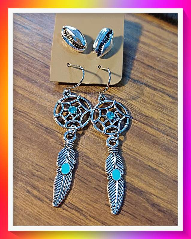 turquoise colour earrings (2 pairs)