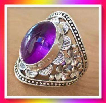 Vintage design chunky purple stone ring size 10