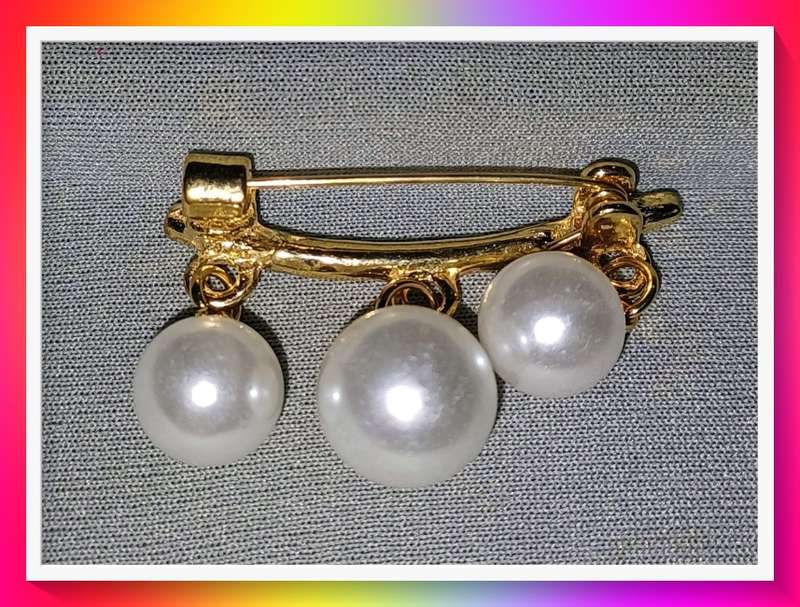 Sweet small simulated pearl clothing pin fastener brooch
