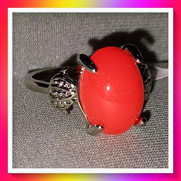 Stunning ruby red retro look stone ring 19mm