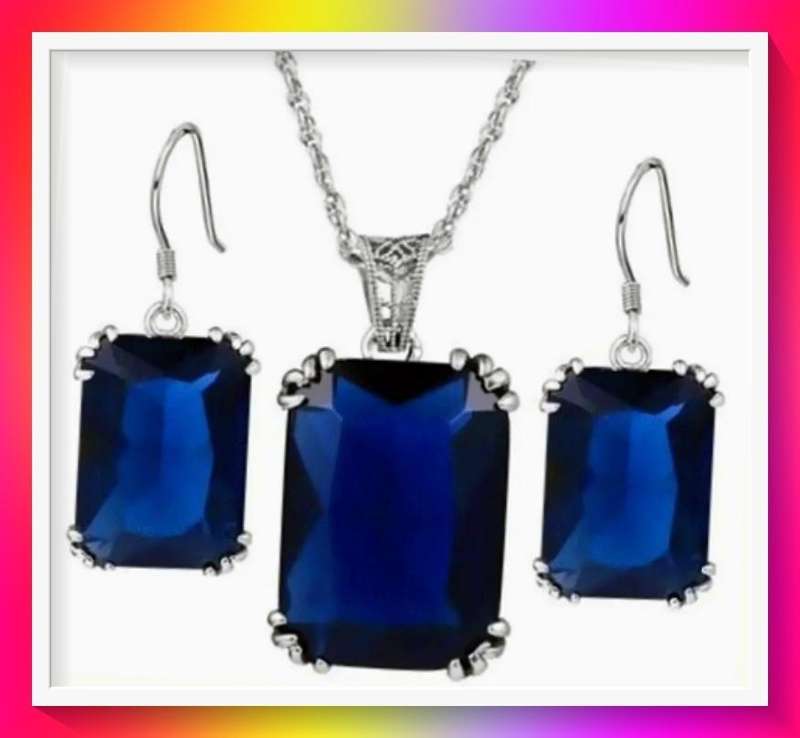 Adorable Cobalt Necklace And Earrings Set