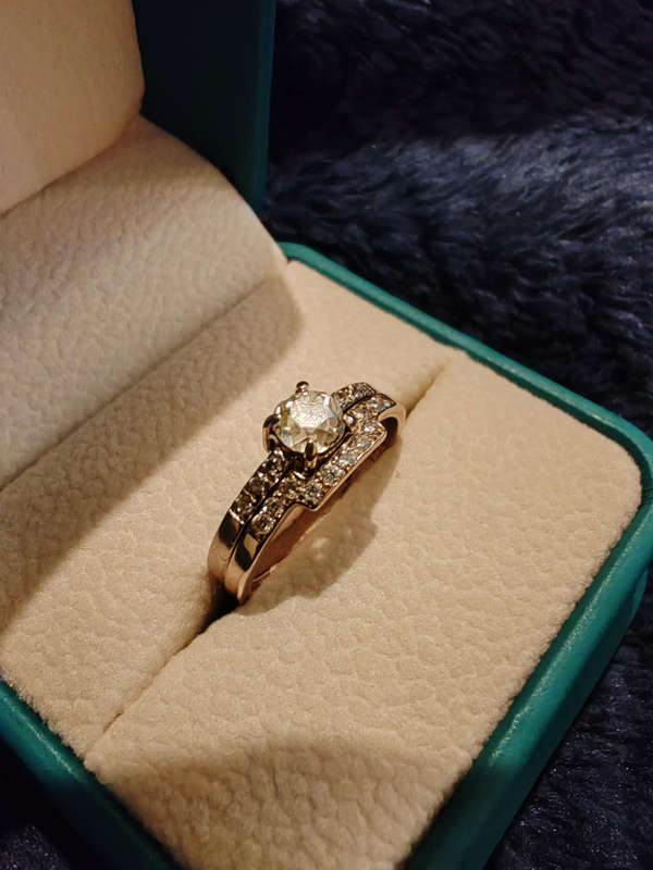 2 Diamond rings for sale