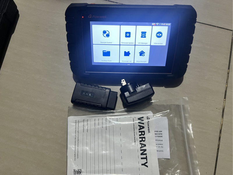 Foxwell i70BT Bluetooth Full System Diagnostic Tool + 39 Special Functions