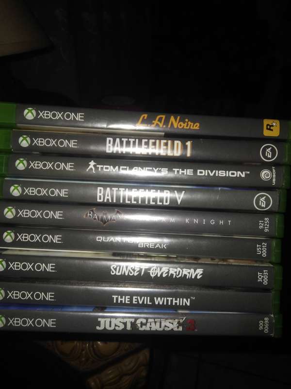 9 Xbox One Games Bundle(Take all)