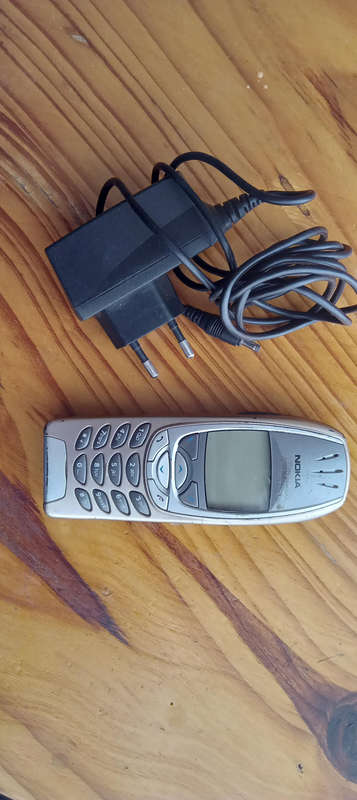 Nokia 6310i