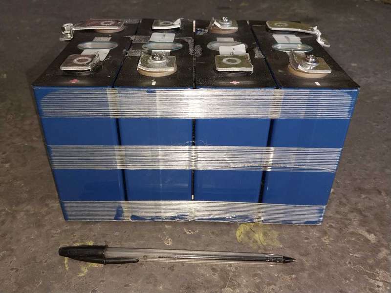 A grade 3.2V 100AH lifepo4 cells