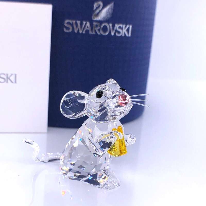 Swarovski Crystal Mouse with Whiskers And Cheese