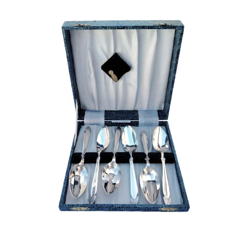 Vintage Silver Plated Dessert Spoons Boxed