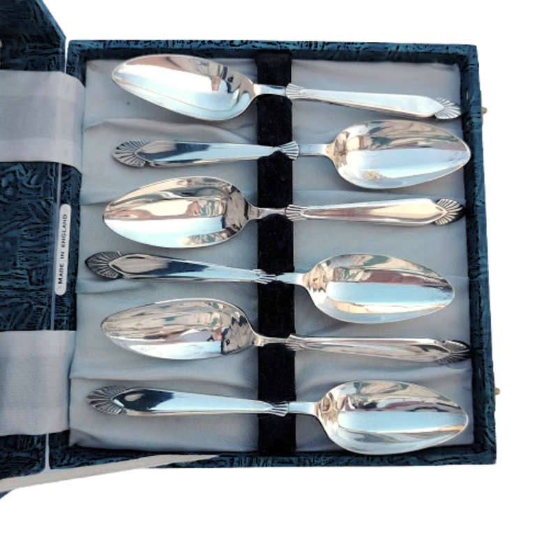Vintage Silver Plated Dessert Spoons Boxed
