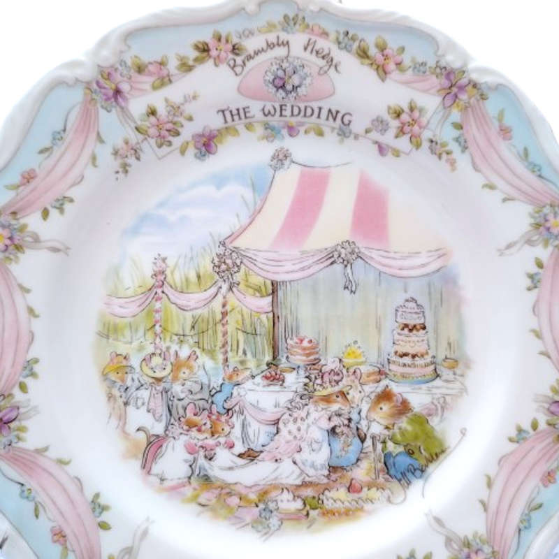 Royal Doulton Brambly Hedge The Wedding Wall Plate