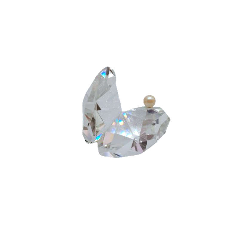 Byzantium Crystal Collection Stunning Cut Glass Crystal Large Oyster shell with pearl