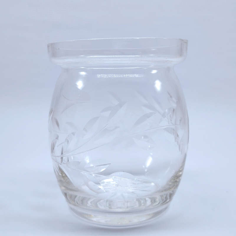 Quality vintage glass etched foliage pattern vase