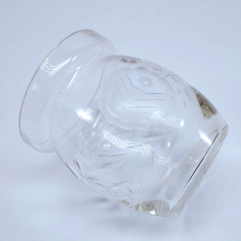Quality vintage glass etched foliage pattern vase