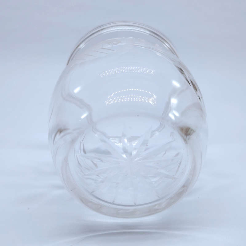 Quality vintage glass etched foliage pattern vase