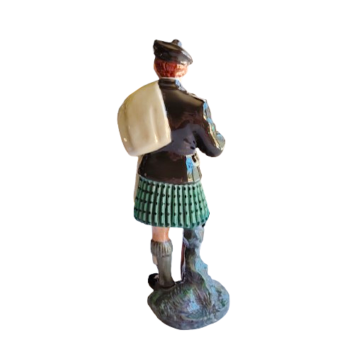 Royal Doulton The Laird Scotsman HN2361 Figurine