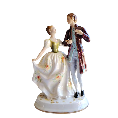 Royal Doulton Young Love HN2735 Figurine