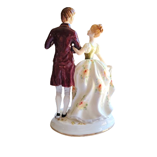 Royal Doulton Young Love HN2735 Figurine