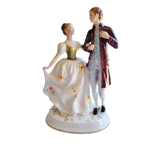 Royal Doulton Young Love HN2735 Figurine