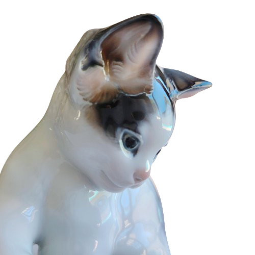 Rosenthal Porcelain Cat Professor Th. Karner curling paw