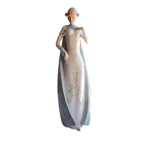 Royal Doulton Reflections Debut HN3046 Figurine