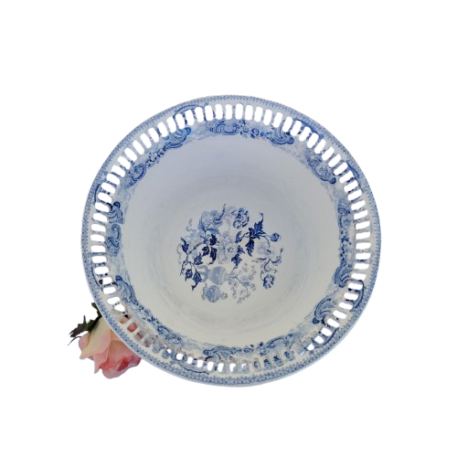 Antique Wedgwood Pierced Porcelain Footed White and Blue Lace Bowl with Underplate