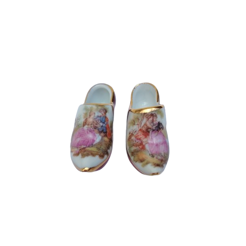 Limoges Fragonard Porcelain Gold Trimmed Miniature Pair of Shoes