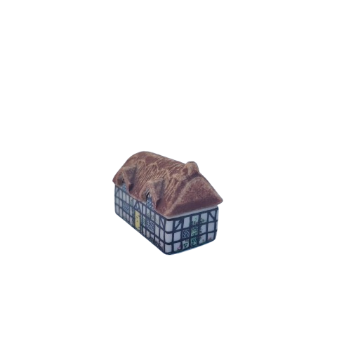 Wade Yelloe Door from Whimsey-on-Why Village