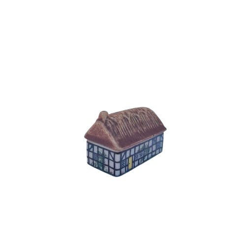 Wade Yelloe Door from Whimsey-on-Why Village