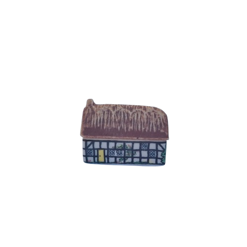 Wade Yelloe Door from Whimsey-on-Why Village