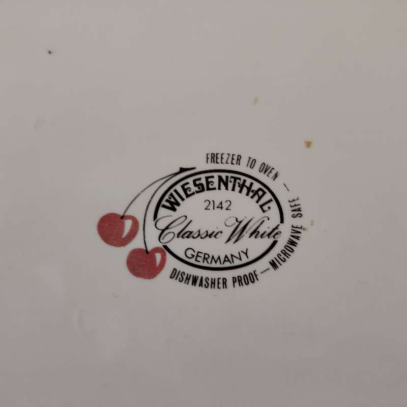 The Wiesenthal Classic White Paradise Valley 2142 Porcelain Fruit Platter